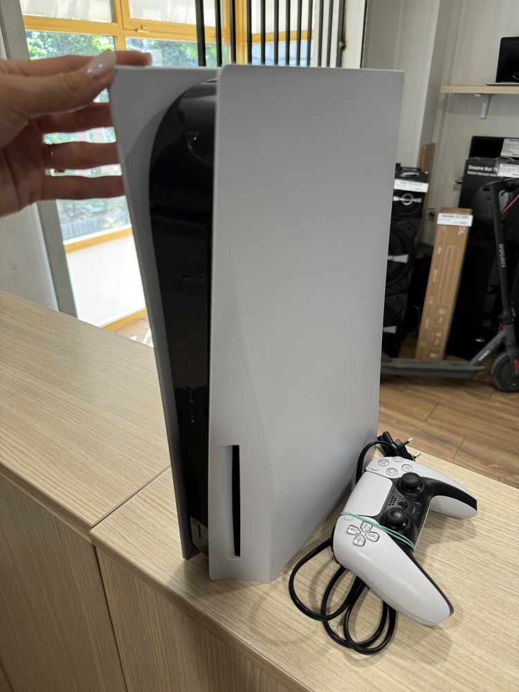 Consola PlayStation 5, 1TB SSD, Disk Edition, Impecabila!!!