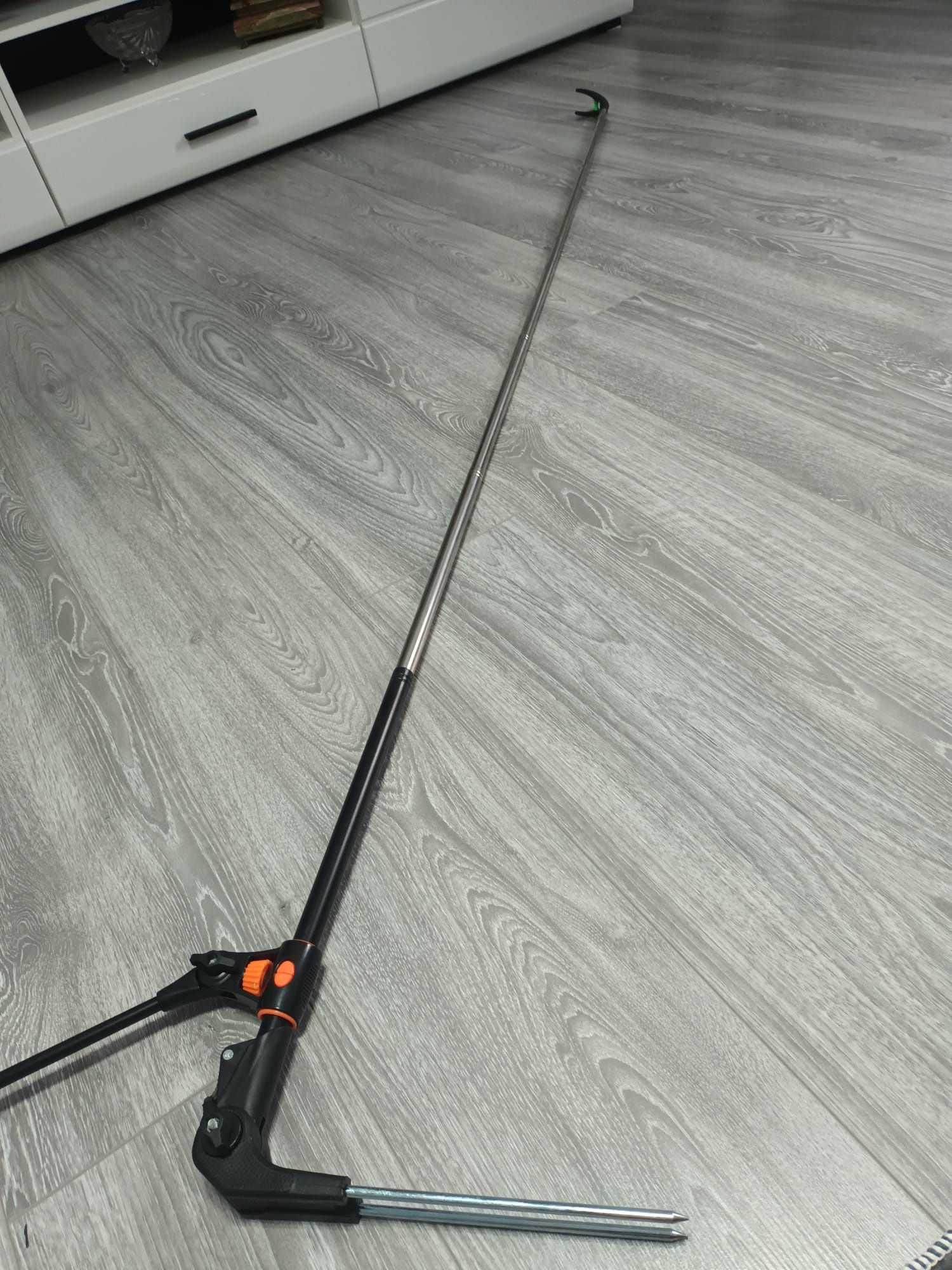 Suport telescopic pentru varga