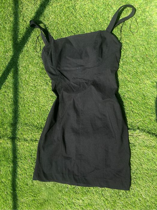 Rochie mini neagra Bershka