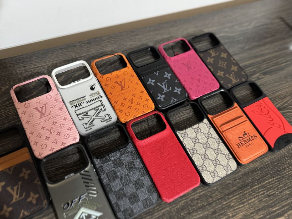 Husa Louis Vuitton Louboutin Gucci LV iPhone 17 Pro Max iPhone 17 Pro