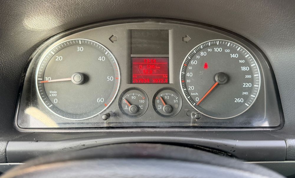 VW Touran, 1.9 TDI, 2006, 267.000 km, RATE CU BULETINUL,  AVANS 0