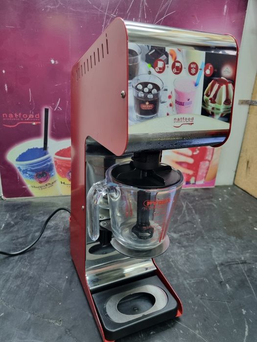 Aparat automat pentru ciocolata calda
