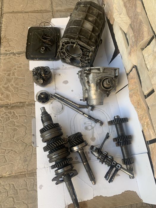 сотилади ваз 2103 коробкв