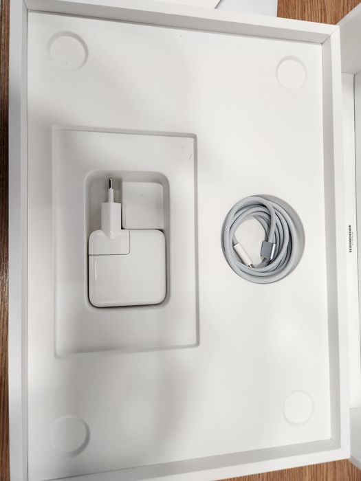 Hope Amanet P11-Macbook Air 13 2025/ M4/ ssd 512gb/ Ram 16gb/Fullbox