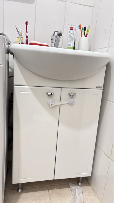 Раковина с тумбой 55см ширина б/у