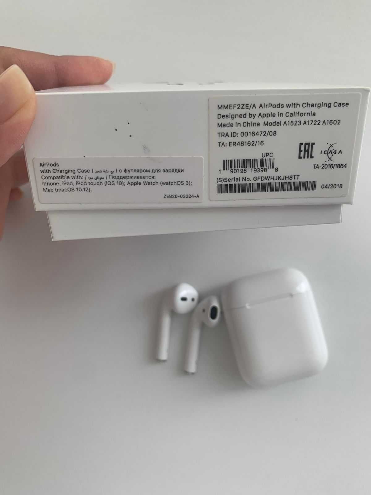 Наушники Apple AirPods Model A1523 A1722 MMEF2ZE/A