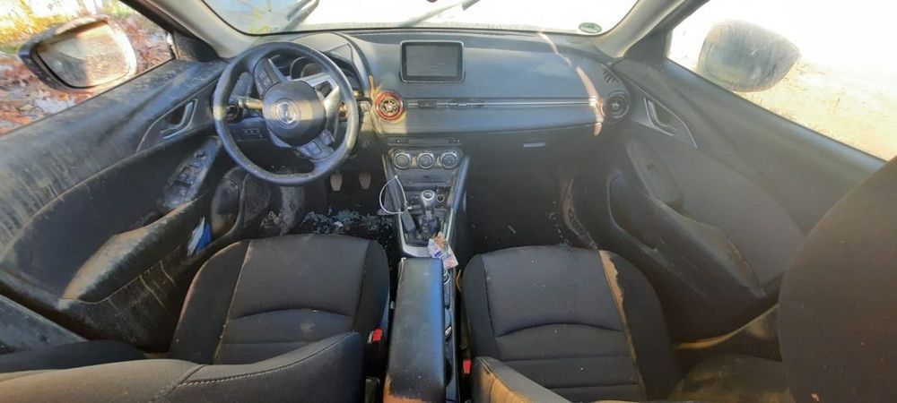 Dezmembrez Mazda CX-3 motor 2.0 benzina 120cp PEX3 dezmembrez cutie de viteze manuala 6+1 trepte