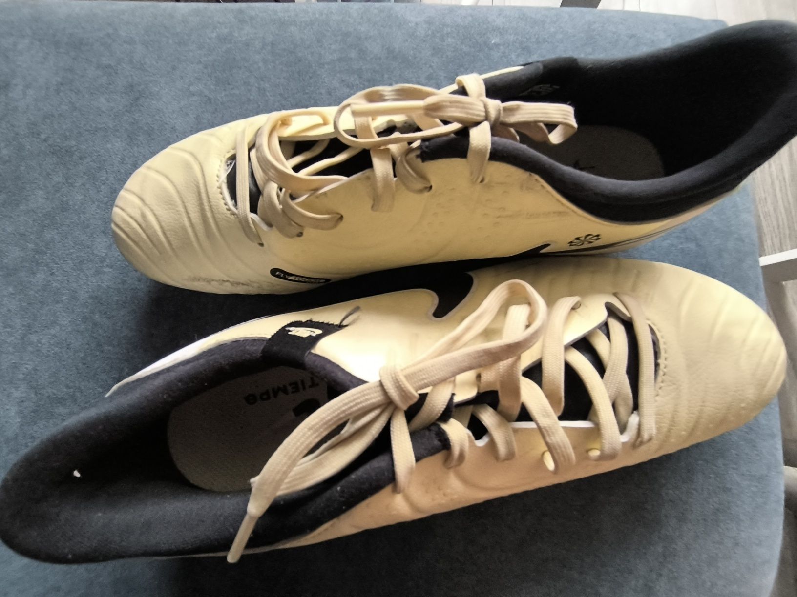 Футболни обувки-бутонки ,,Nike Tiempo,,