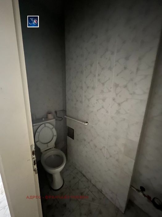 Продава се Офис в Ловеч, Център - 58 кв.м за 863 €/кв.м - Снимка #5