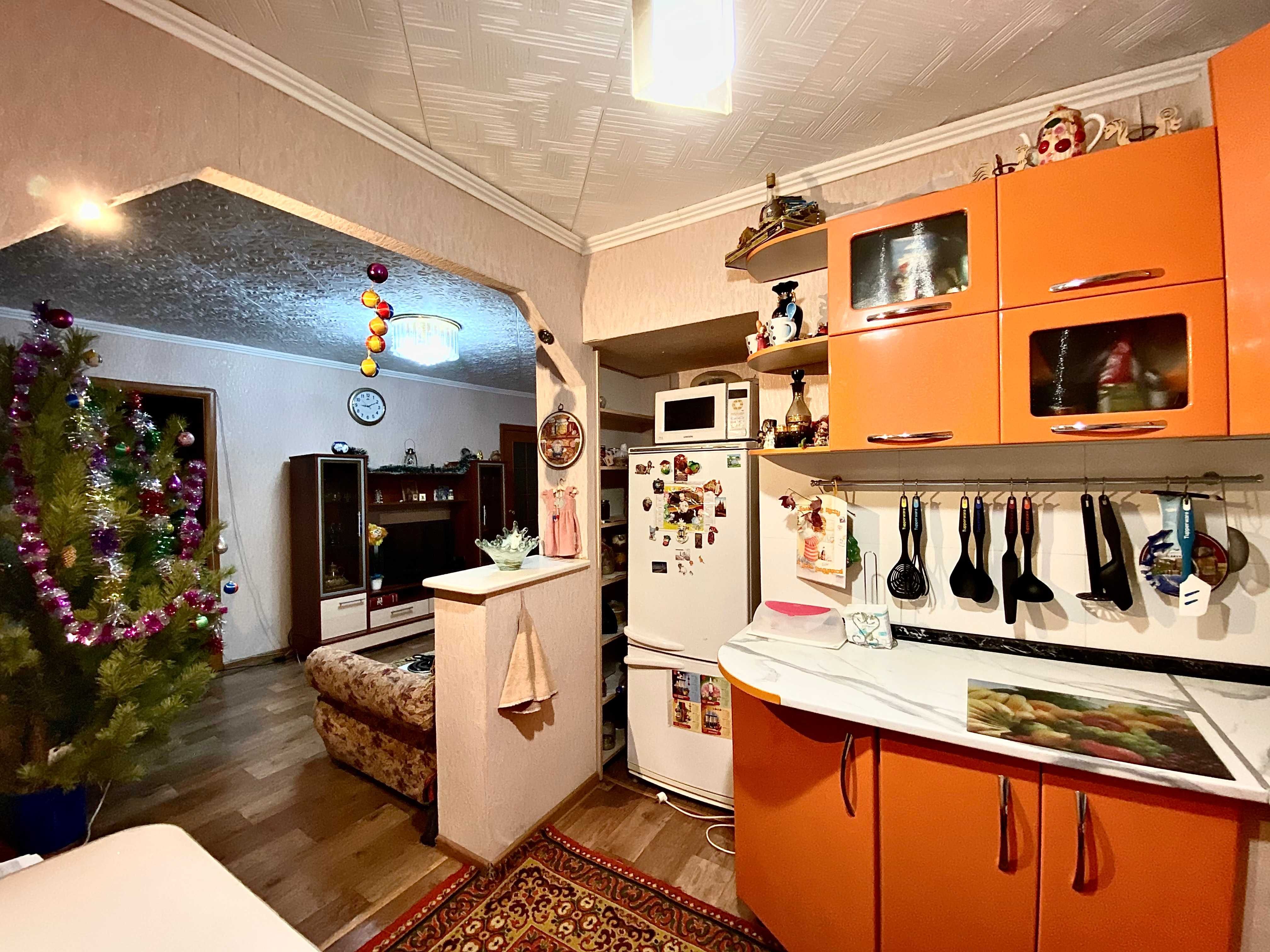 Продам 3х комнатную квартиру в центре города на Алиханова
