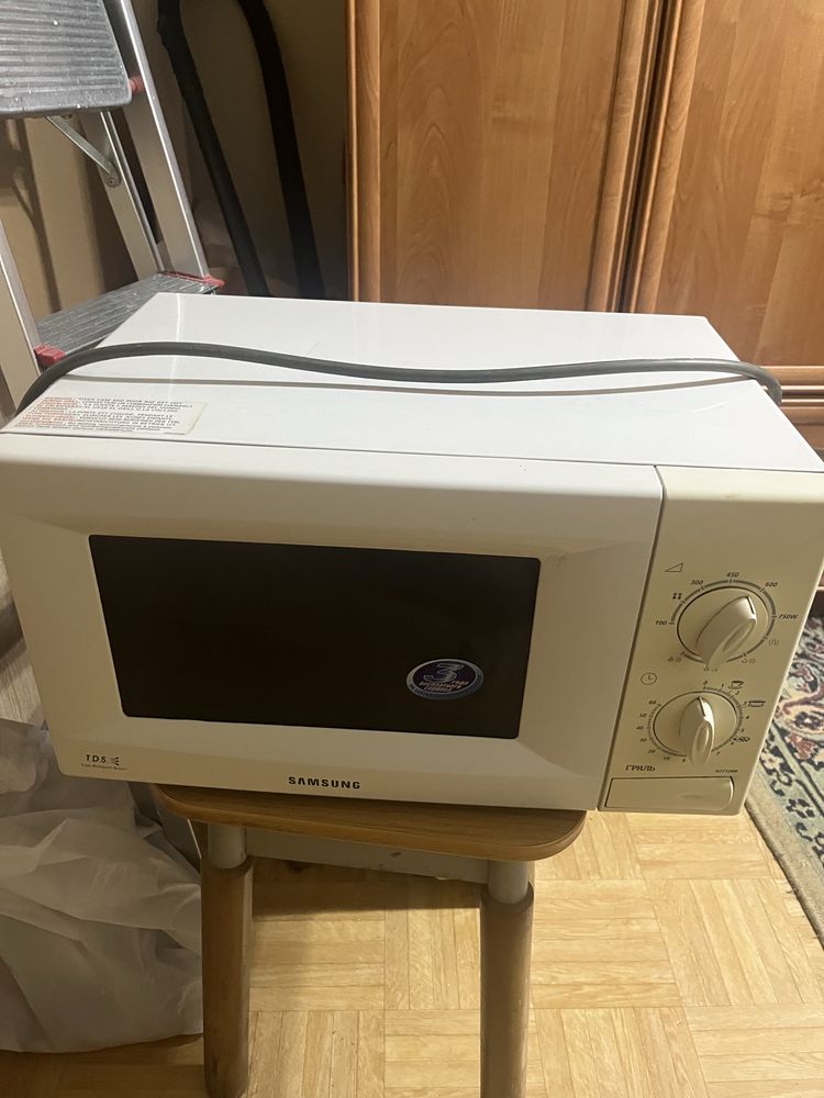 Продам микроволновку
