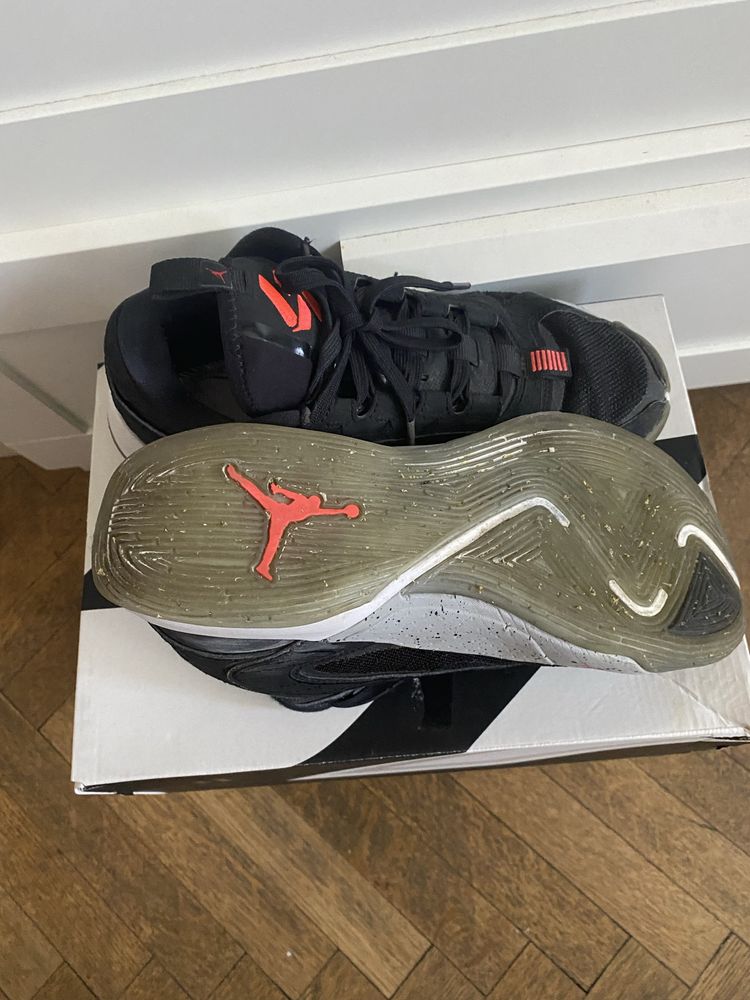 Jordan маратонки