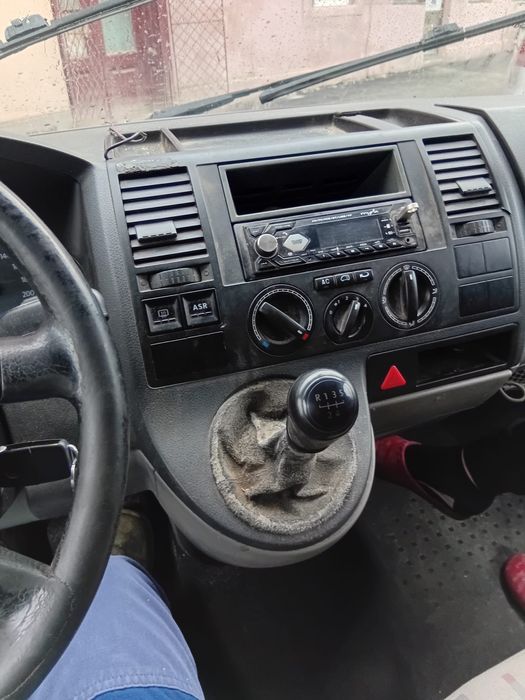 Wv  transporter t5 8+1