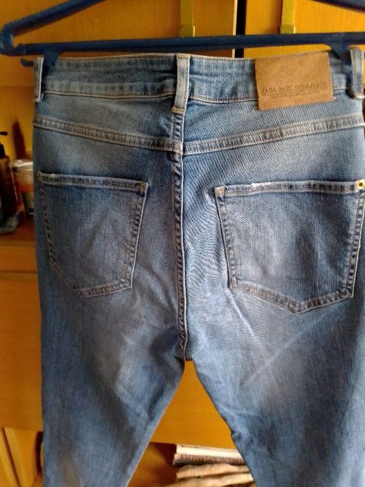 Дамски дънки завършващи с навиване на крачола