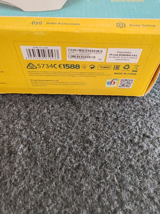 Vând router wireless Tp-link 300 Mbps