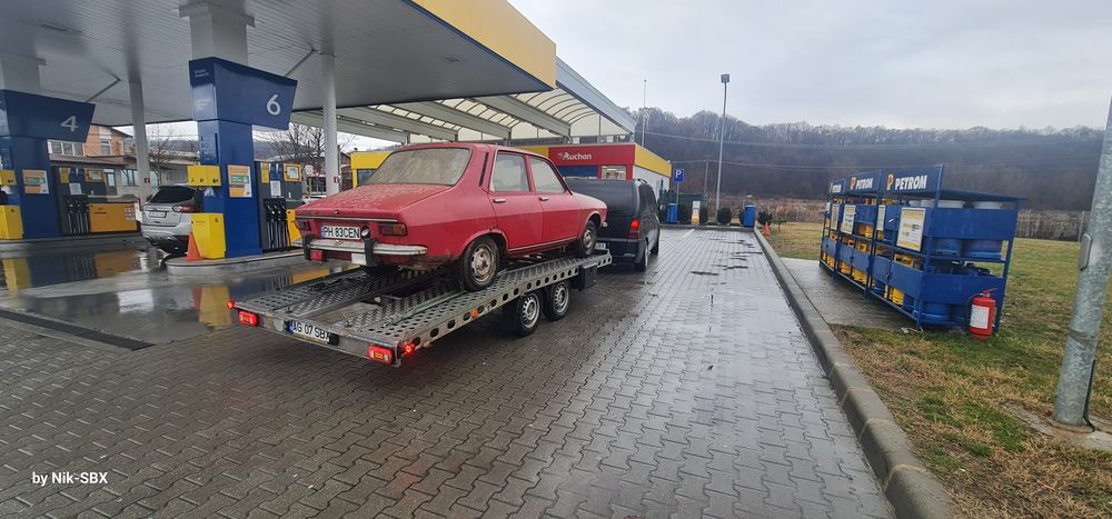 Vand platforma remorca , in stare buna , fara defecte .