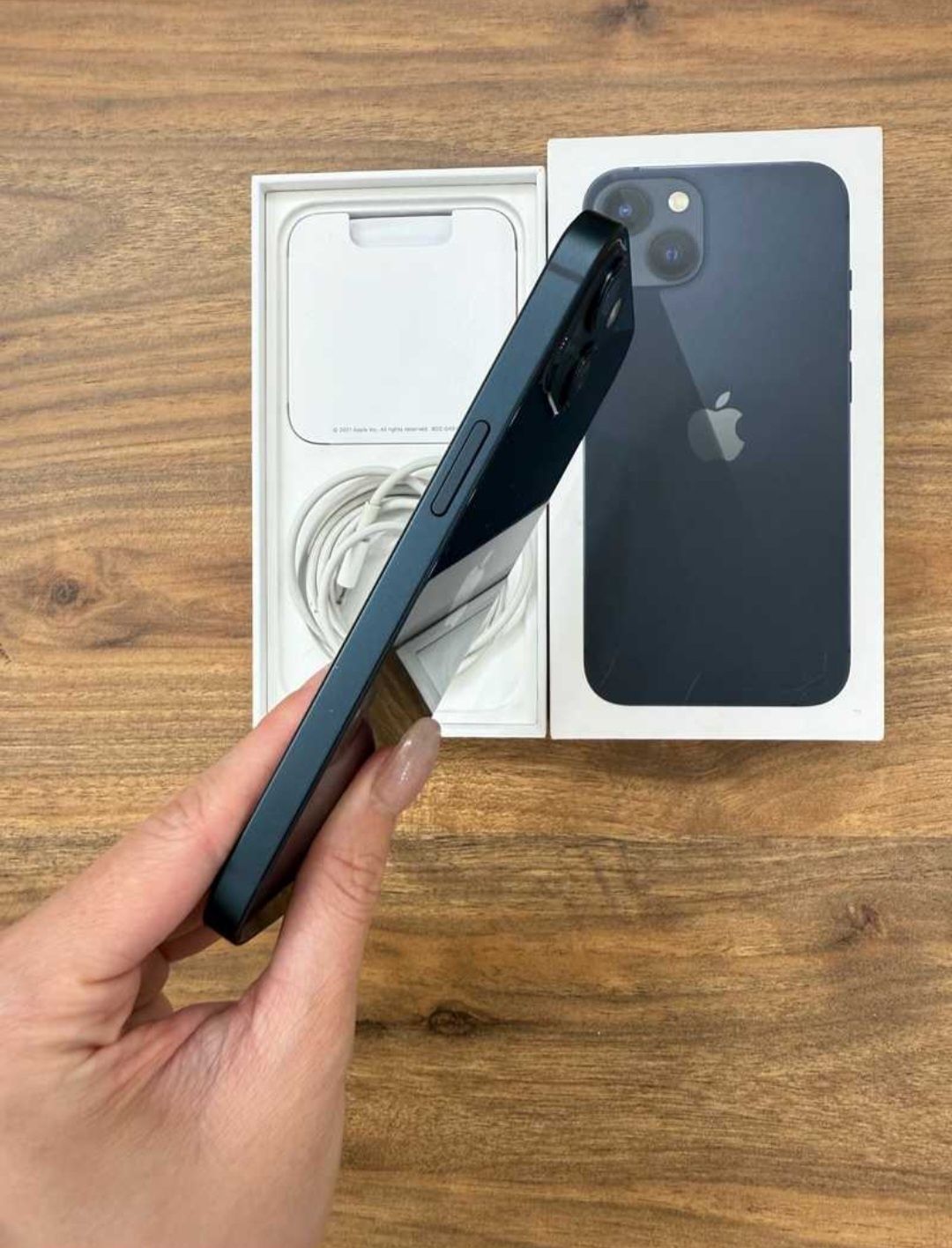 Отлично състояние iPhone 13 256gb Бат 85 процента