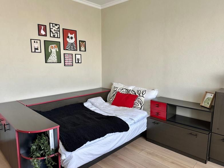 Дава се под наем Тристаен апартамент в Пловдив, Кючук Париж - 90 кв.м за 484.5 € - Снимка #5