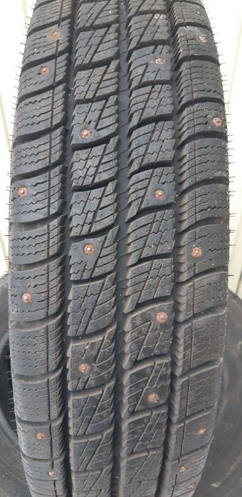 Зимние шипованные шины. BELSHINA.185/75R16C . BRAVADO новые.