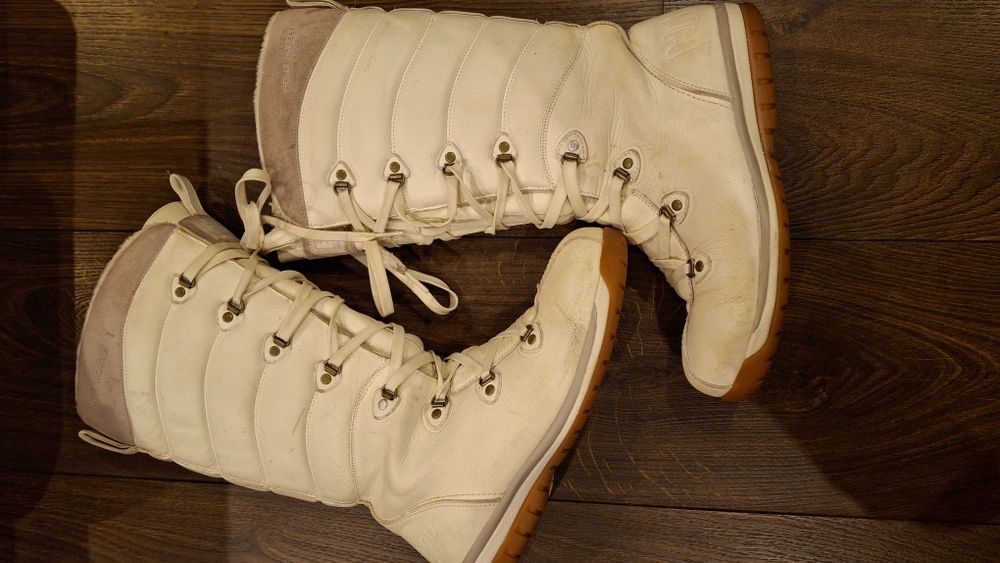 Helly Hansen дамски зимни ботуши, апрески естествена кожа