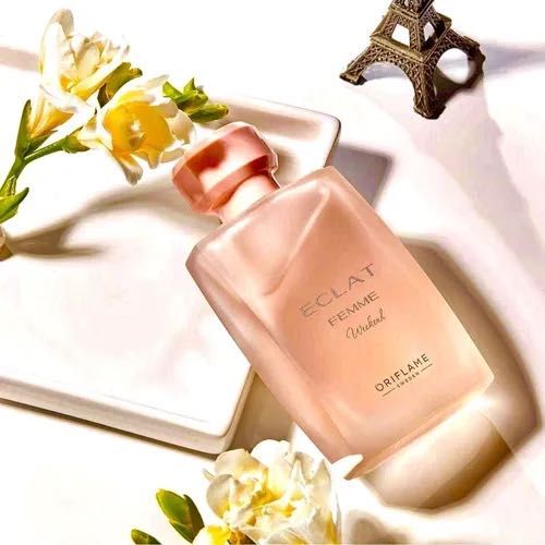 Oriflame Вода парфюмерная Eclat Femme Weekend 50 мл