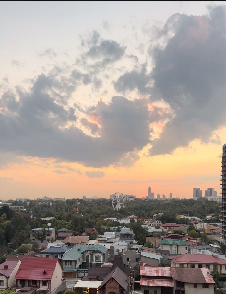 “Darkhan Avenue” квартира с видом на парк Тельмана