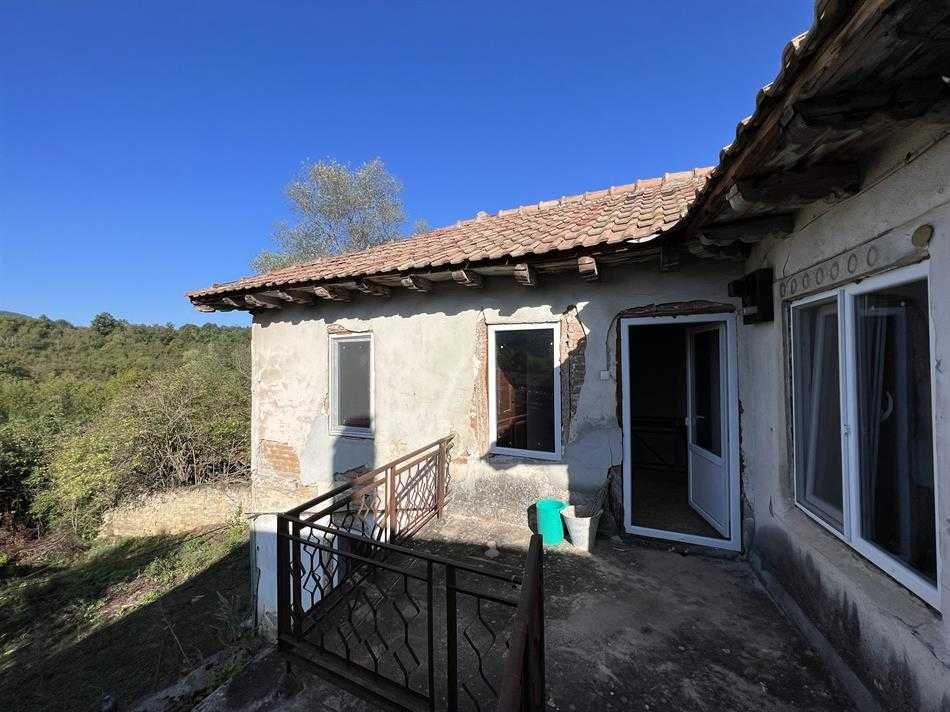 Продава се Къща в с. Янтра, Област Габрово - 155 кв.м за 106 €/кв.м - Снимка #2
