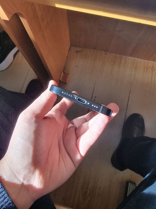 Iphone 15 CH/A  128 gb