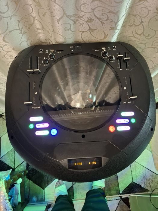 Se vinde Boxă AKAI DJ5L 350w