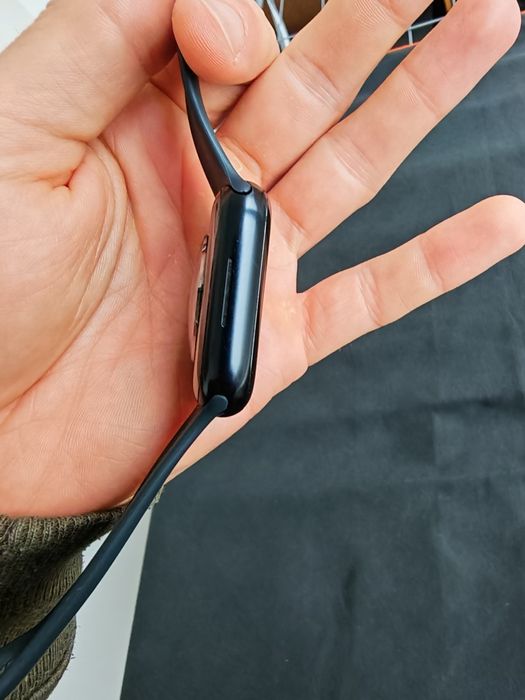 Apple Watch 8 45 mm LTE