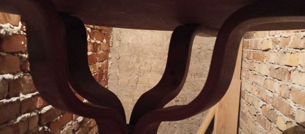 Дървена маса диаметър 60 см