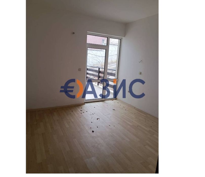 3-стаен апартамент на 2-ри етаж с изглед към морето ,Саинт Влас Хил