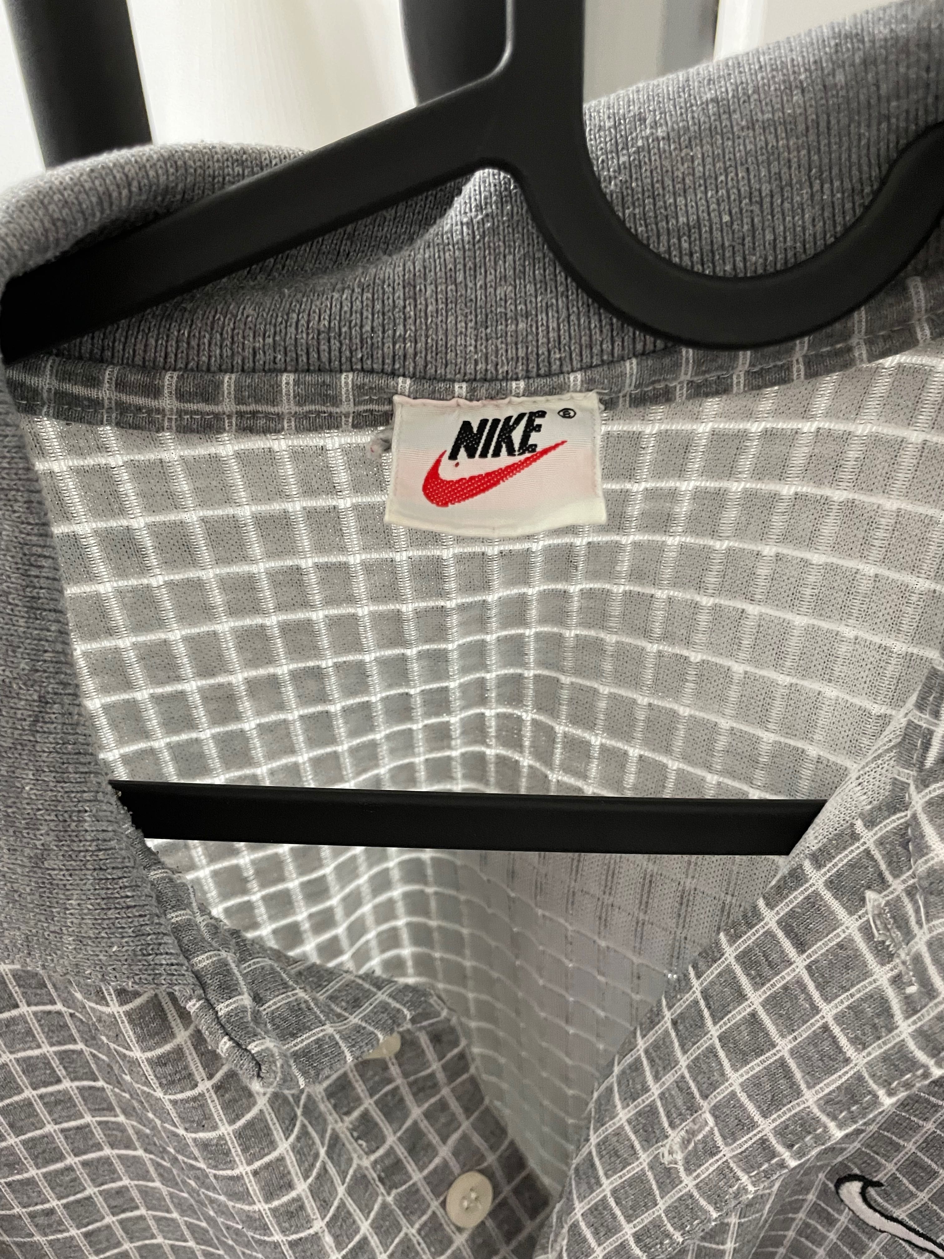 Vând tricou bărbătesc Nike