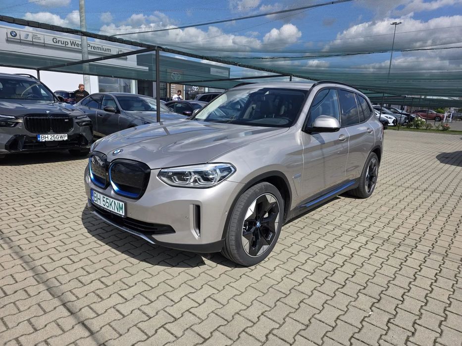 BMW iX3 BMWiX3 eDrive --- masina impecabila tehnci si optic.