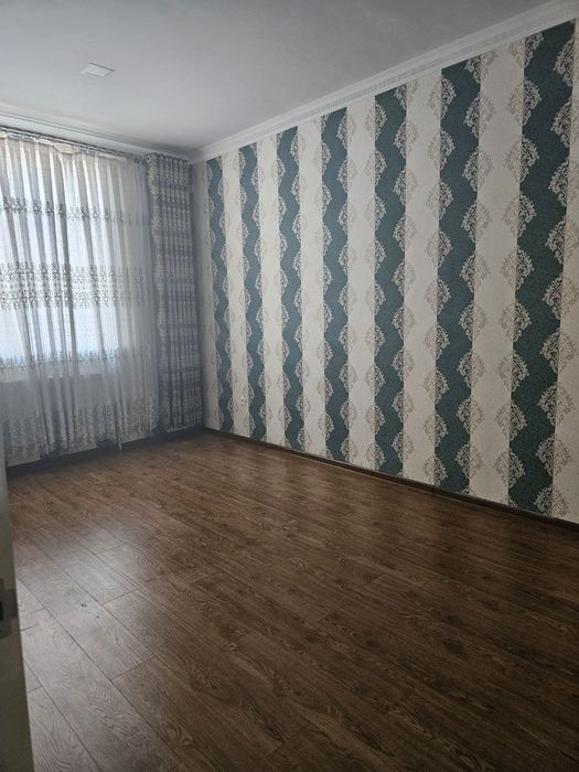 Новостройка, 2-й этаж, 4-х комнатная квартира, кладовка на кухне,