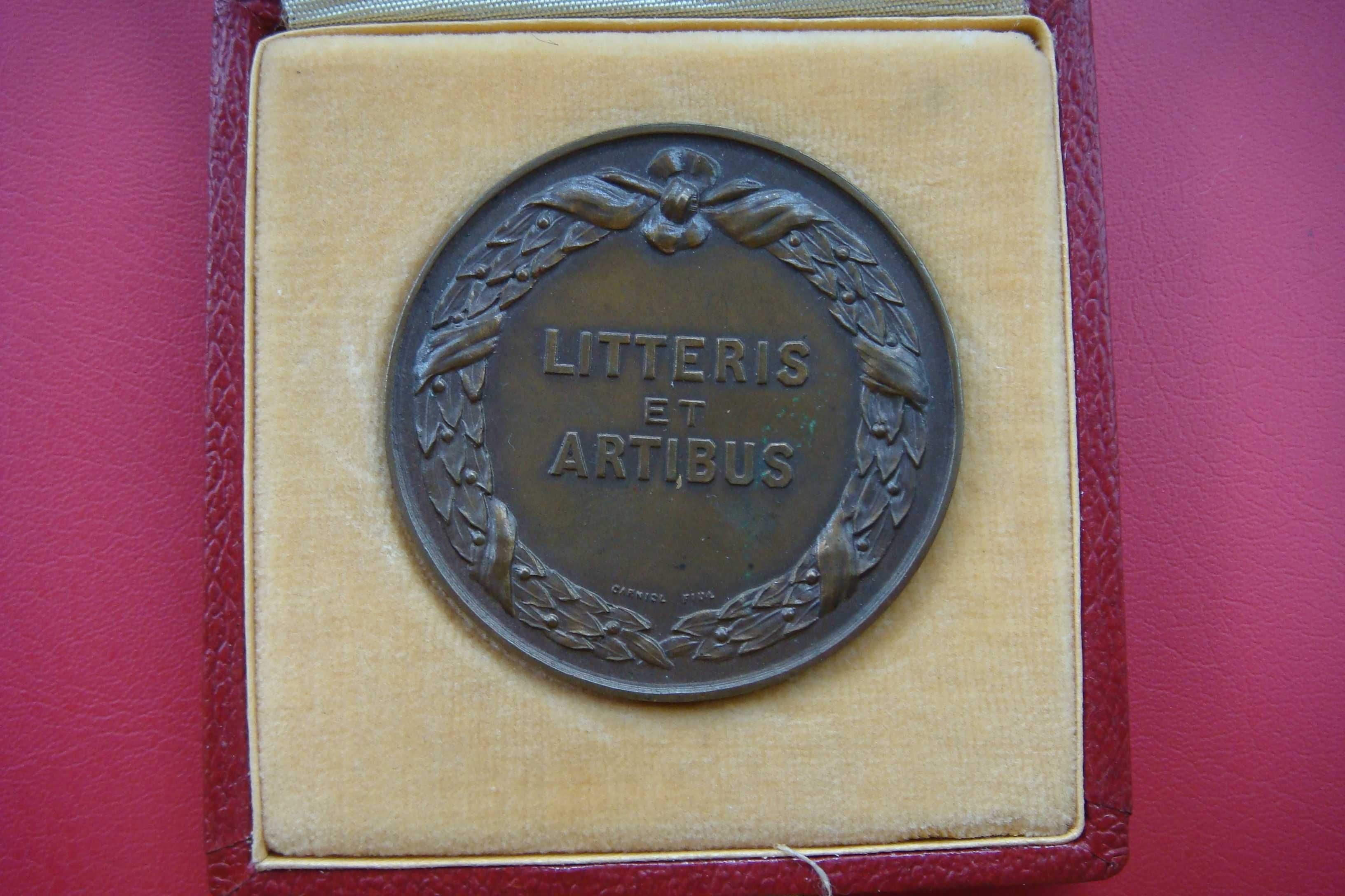 Medalia Academia Romana in Roma 1932 Litteris et artibus Carniol fiul