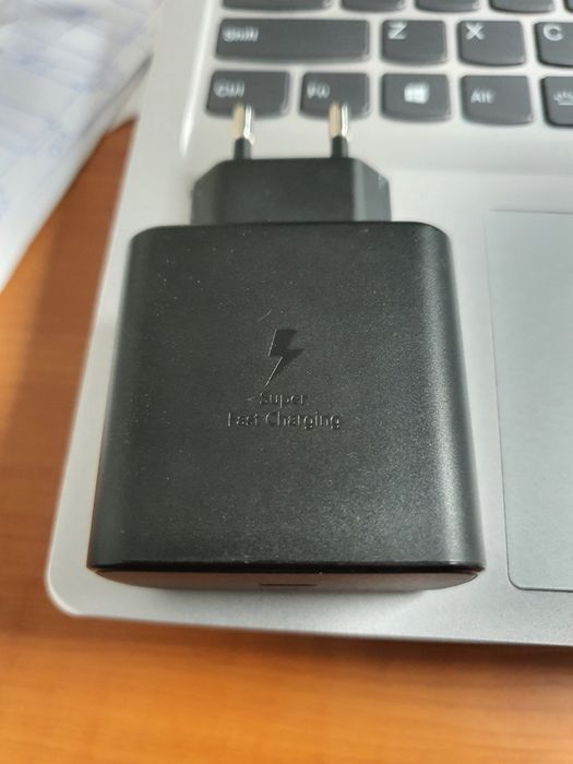 Încărcător super fast change 2.0