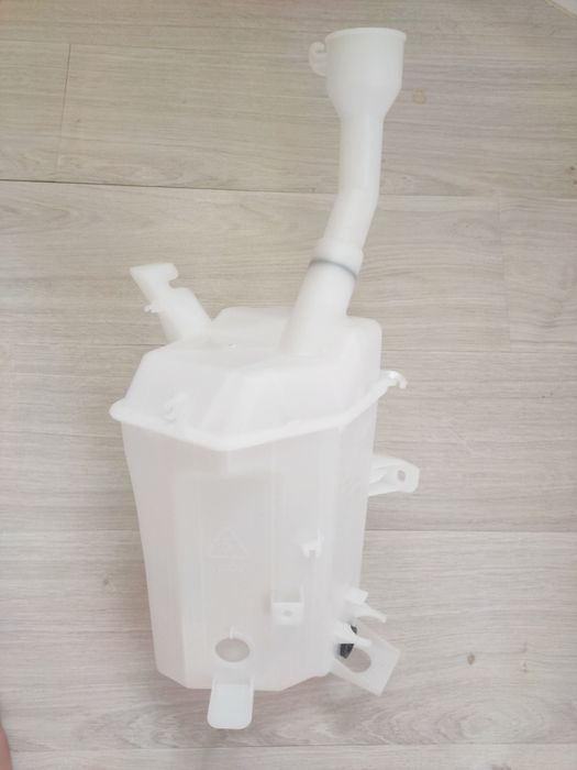 Бачок омывателья Hyundai Elantra