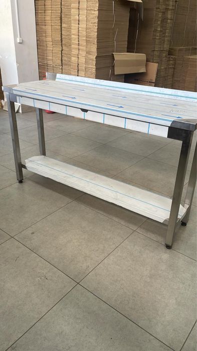 Новый стол качественный