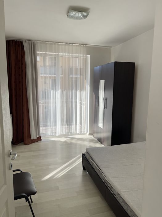 Vând apartament cu 3 camere, strada Porii, Floresti, Cluj