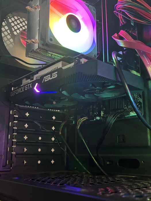 Продам видеокарту asus 1650 4gb