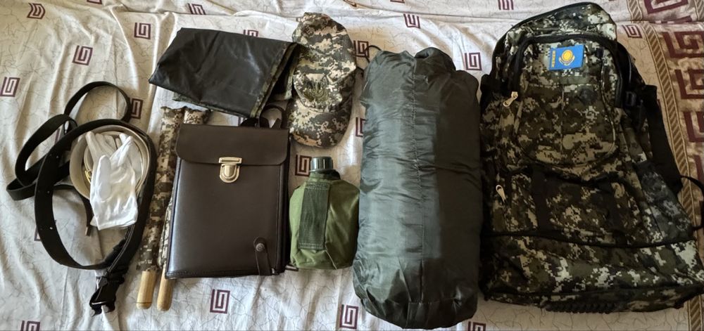 Продаю полный комплект полевого снаряжения в отличном состоянии