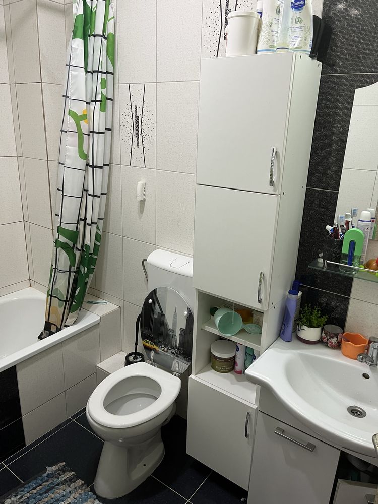 Vand ap 2 camere str.Corbului
