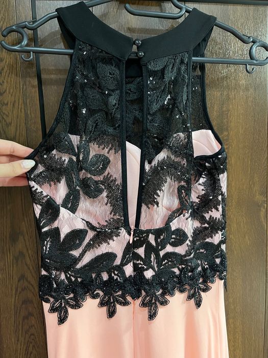 Дълга официална рокля