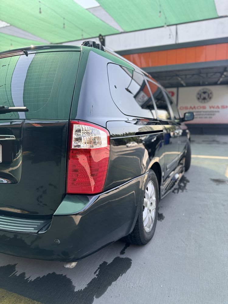 Kia Carnival Hi-Limousine 2007 full paket