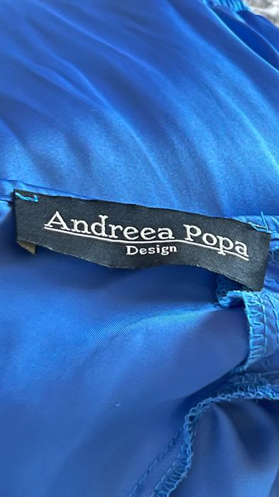 Vand Rochie eleganta