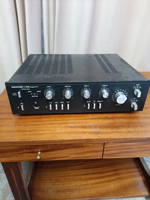 Усилитель "ОДИСЕЙ-У-010 стерео Hi-Fi.