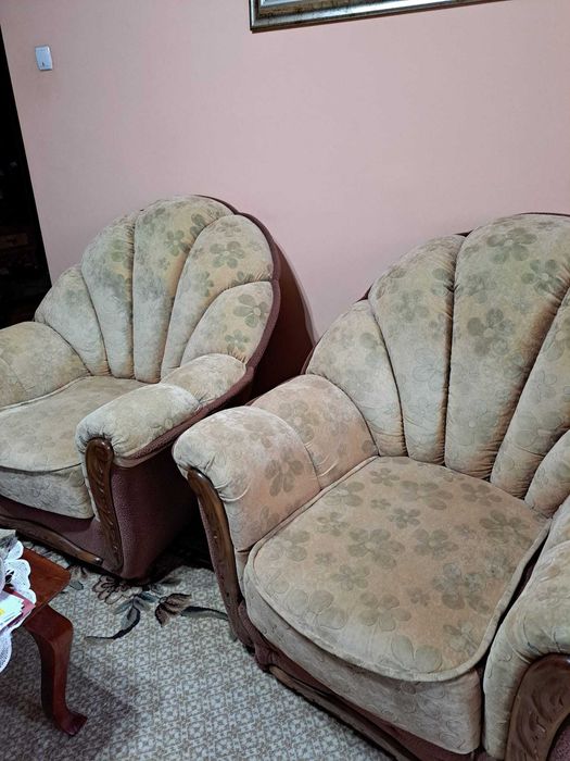 vand set canapea cu doua fotolii