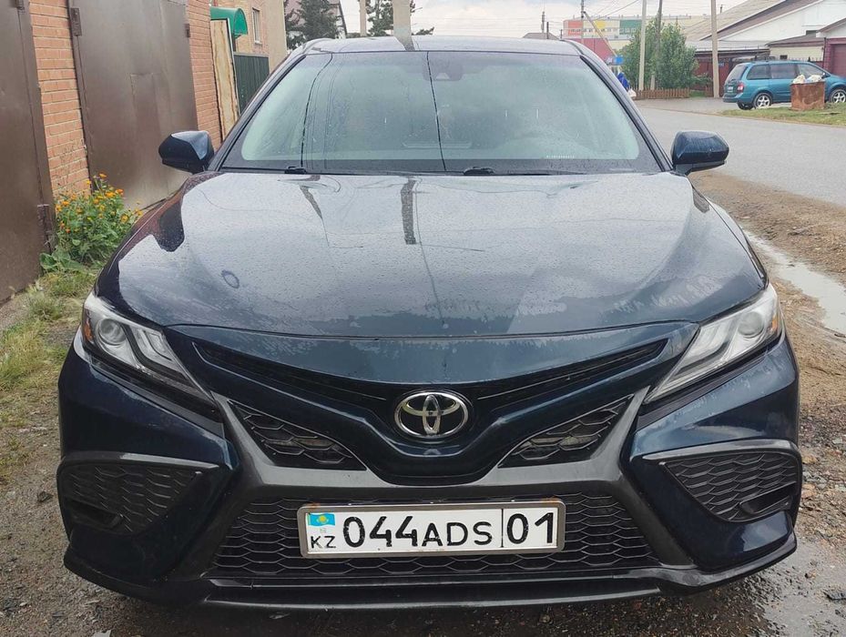 Toyota Camry 75 21 года