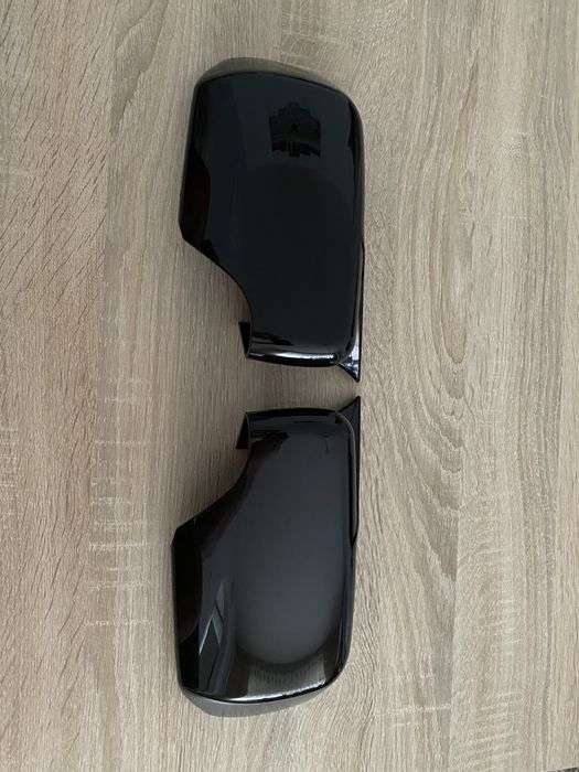 Батман капаци за огледала BMW E46.